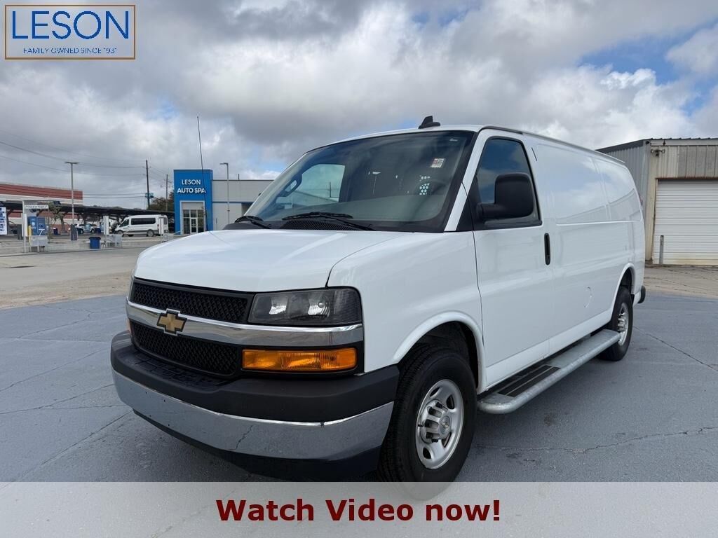 2024 CHEVROLET Express