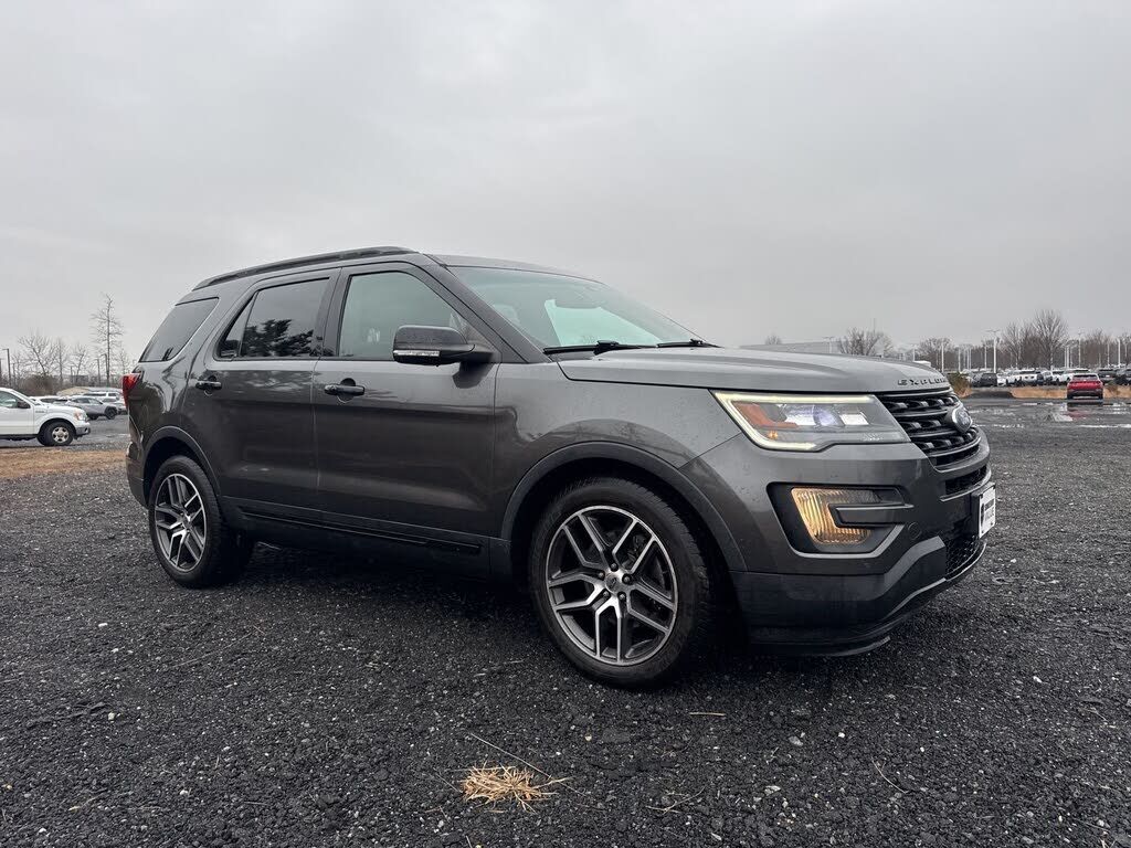 2016 FORD Explorer