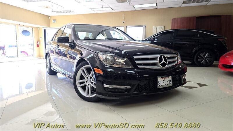 2013 MERCEDES-BENZ C-Class