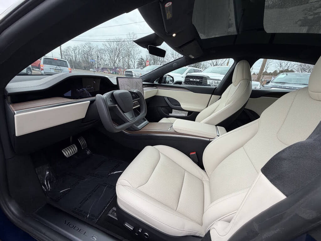 2022 TESLA Model S