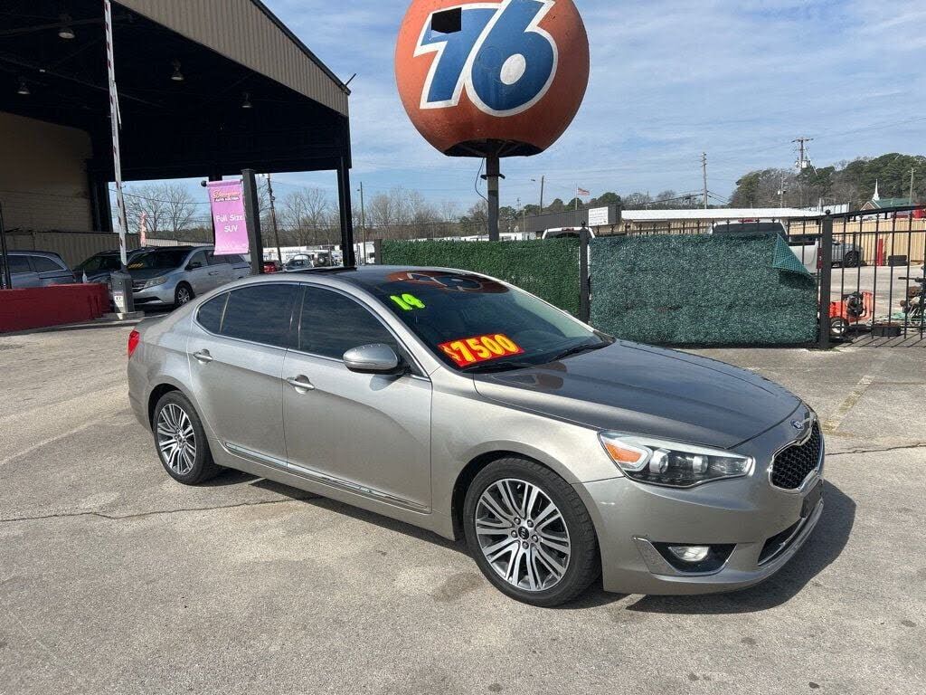 2014 KIA Cadenza