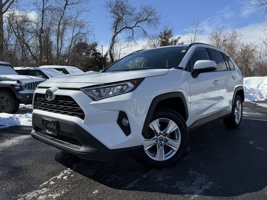 2019 TOYOTA RAV4