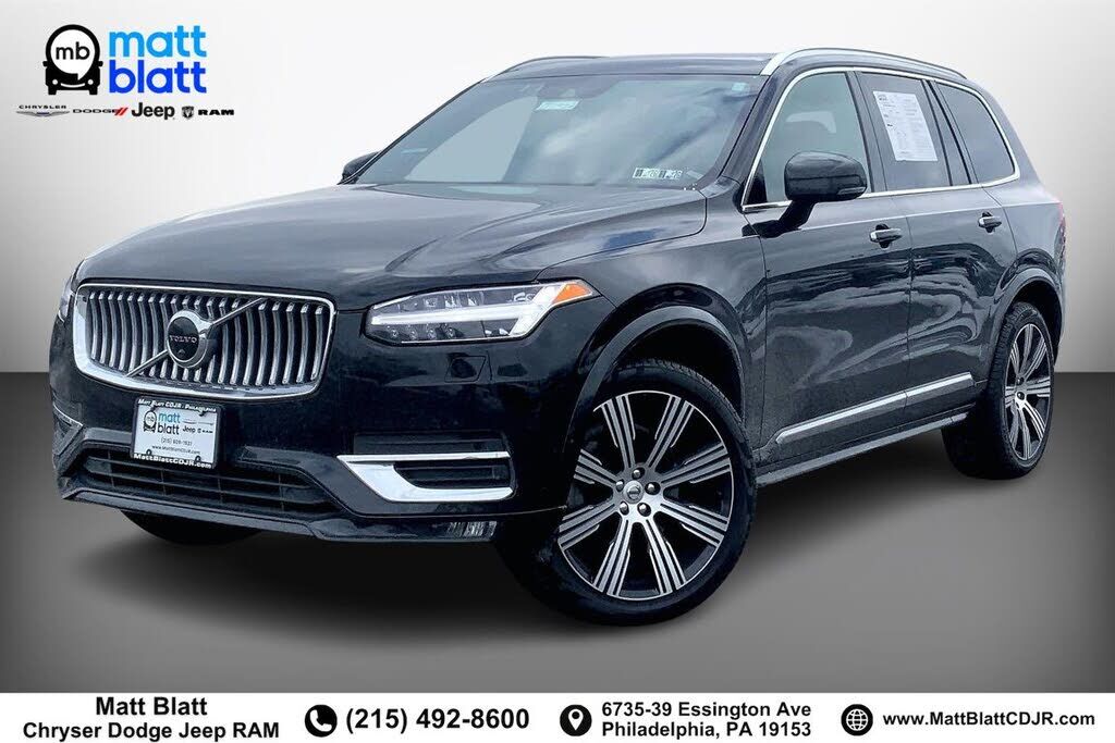 2022 VOLVO XC90