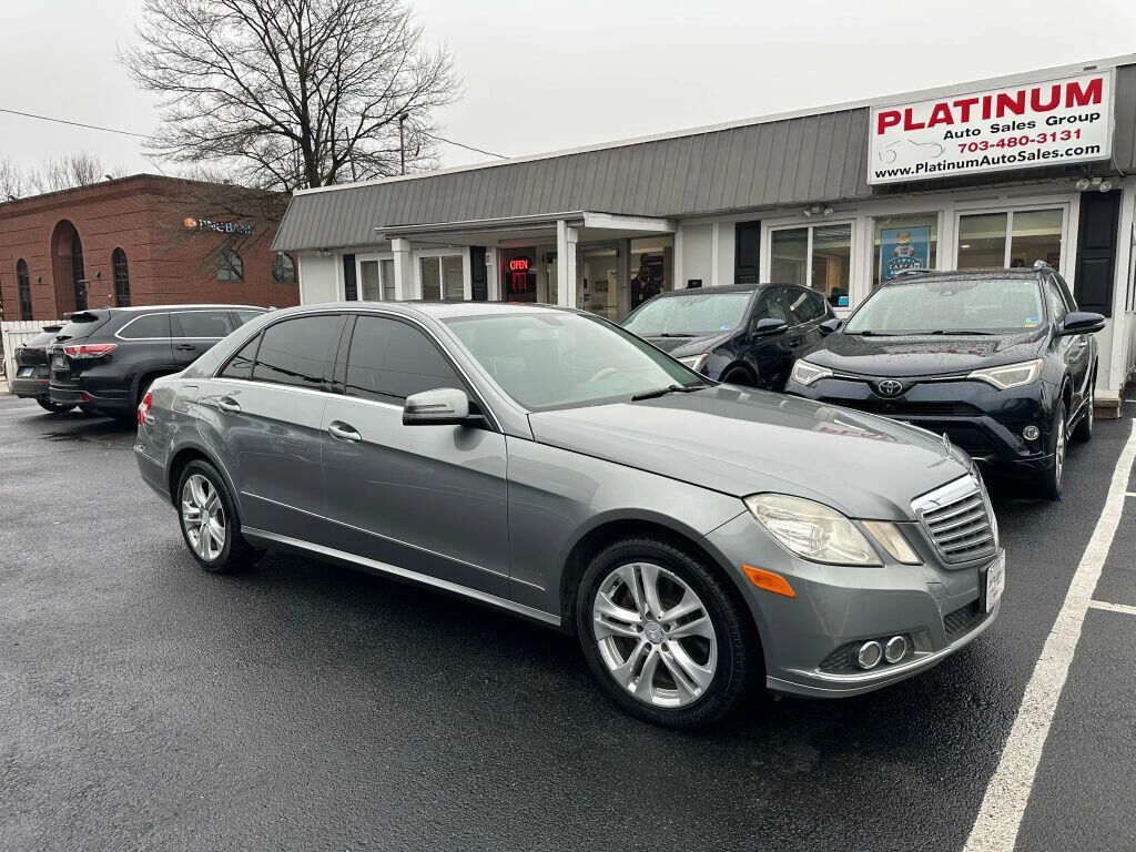 2010 MERCEDES-BENZ E-Class