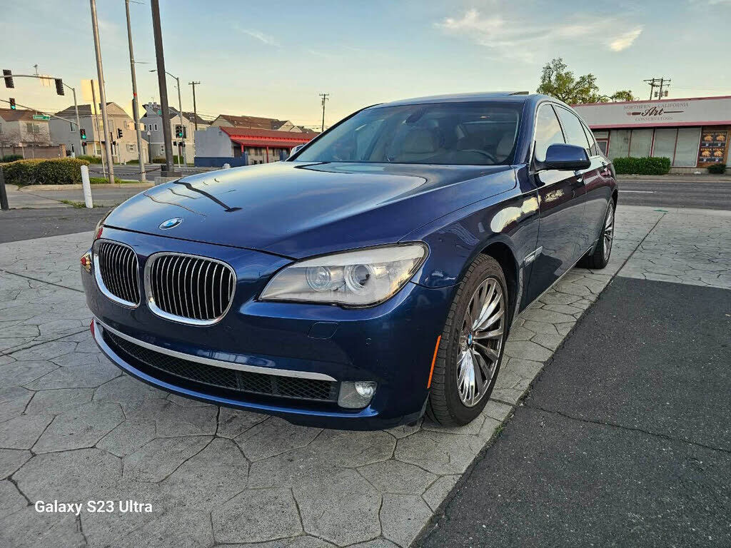 2011 BMW 7 Series