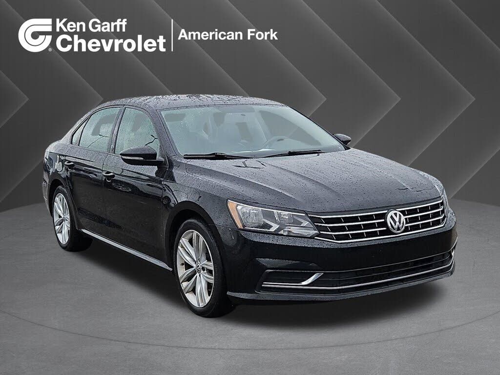 2019 VOLKSWAGEN Passat