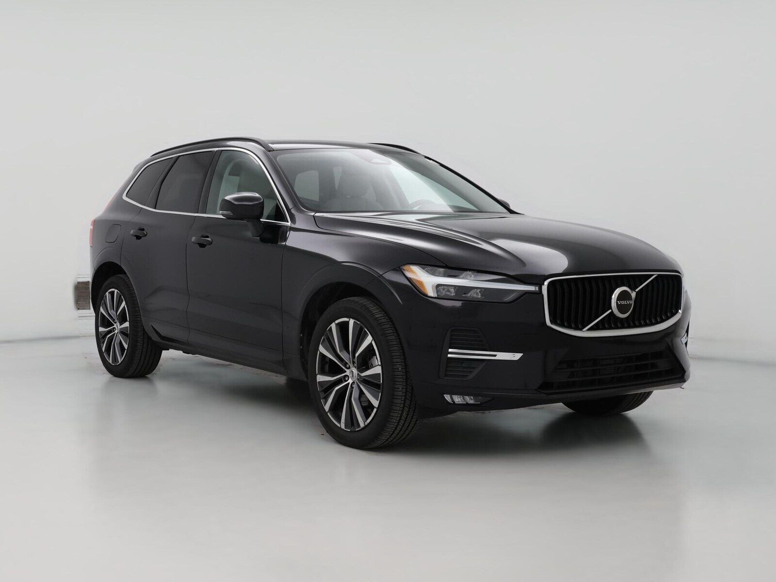 2022 VOLVO XC60