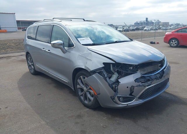 2019 CHRYSLER Pacifica
