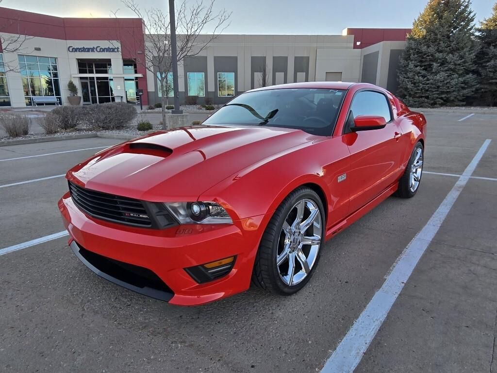 2011 FORD Mustang