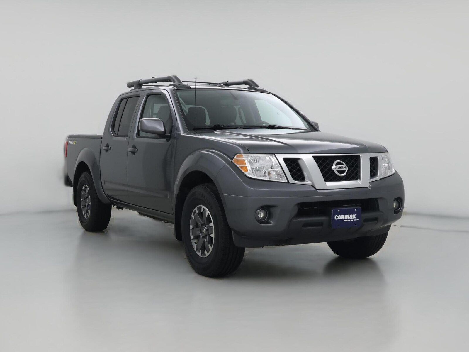 2017 NISSAN Frontier