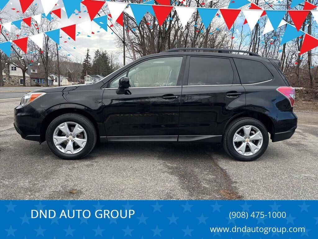 2015 SUBARU Forester