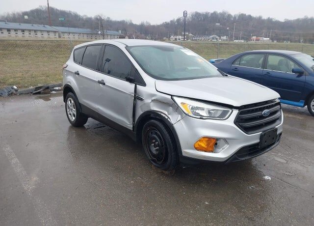 2017 FORD Escape