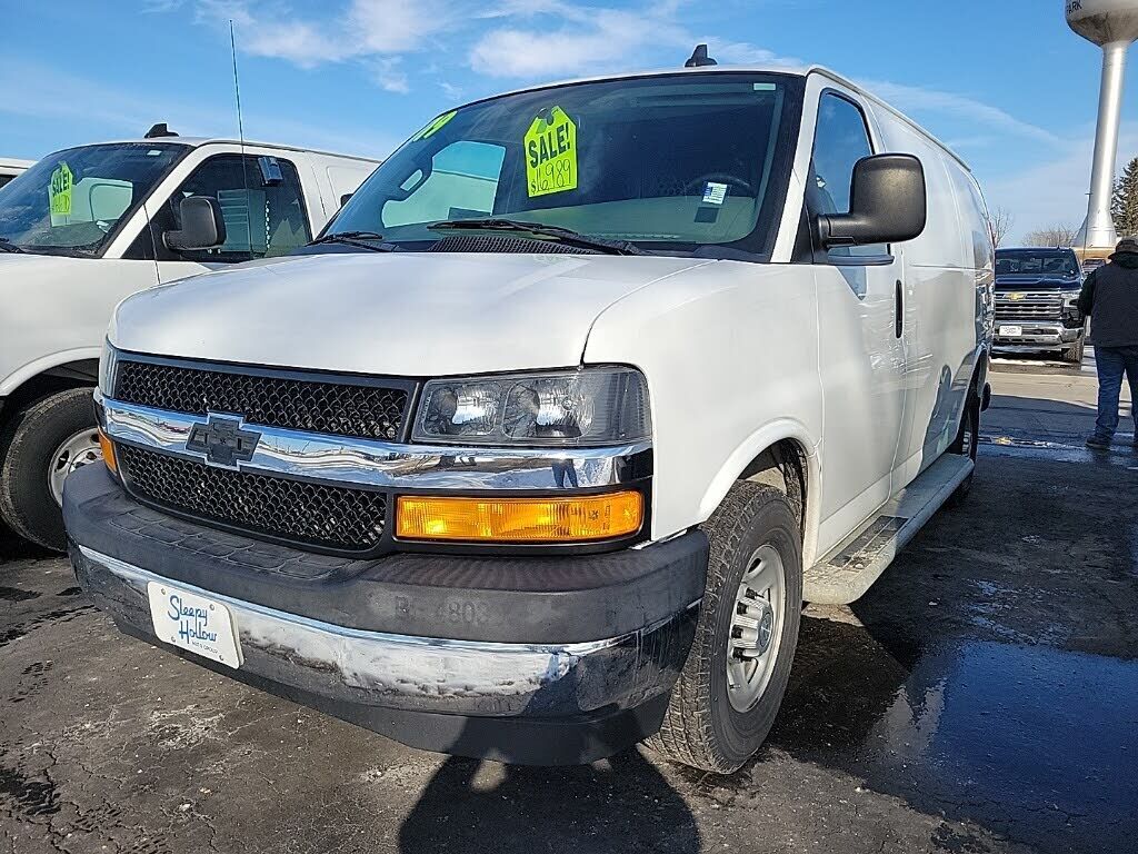 2019 CHEVROLET Express