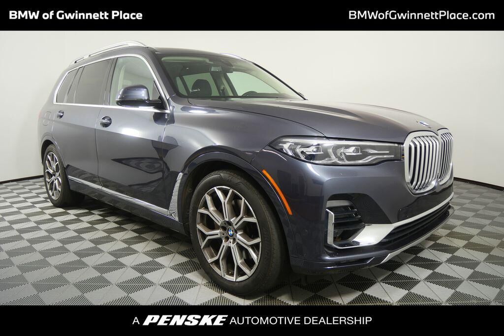 2021 BMW X7
