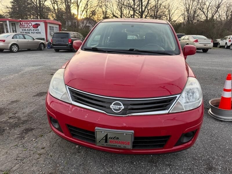 2011 NISSAN Versa