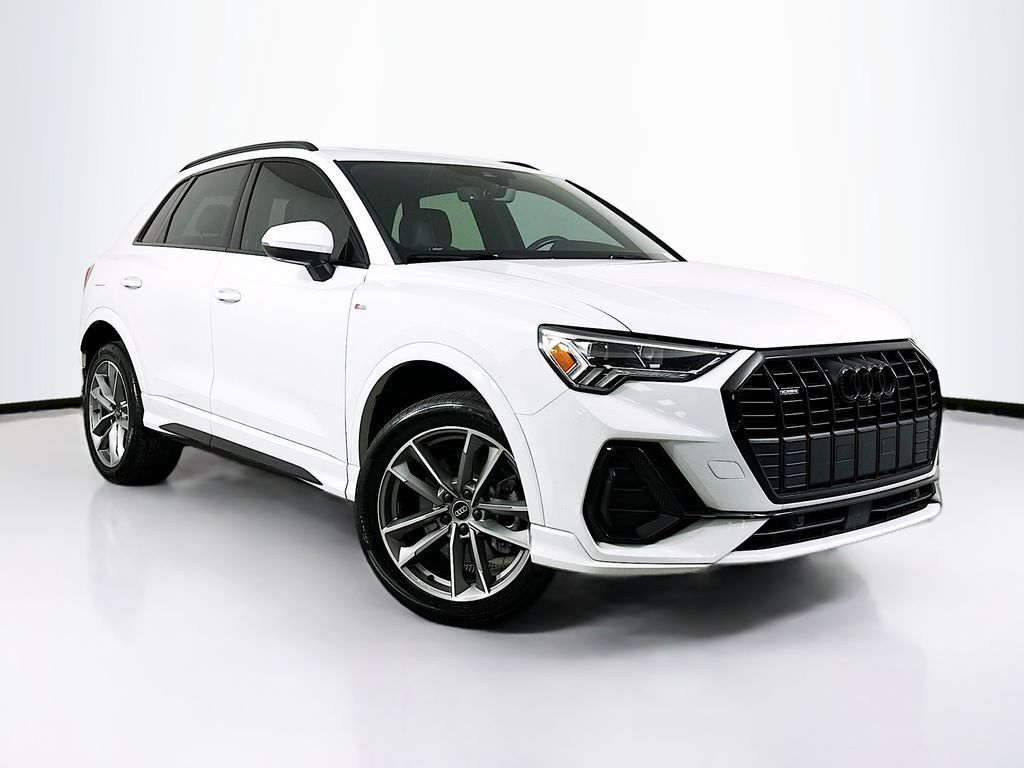 2024 AUDI Q3