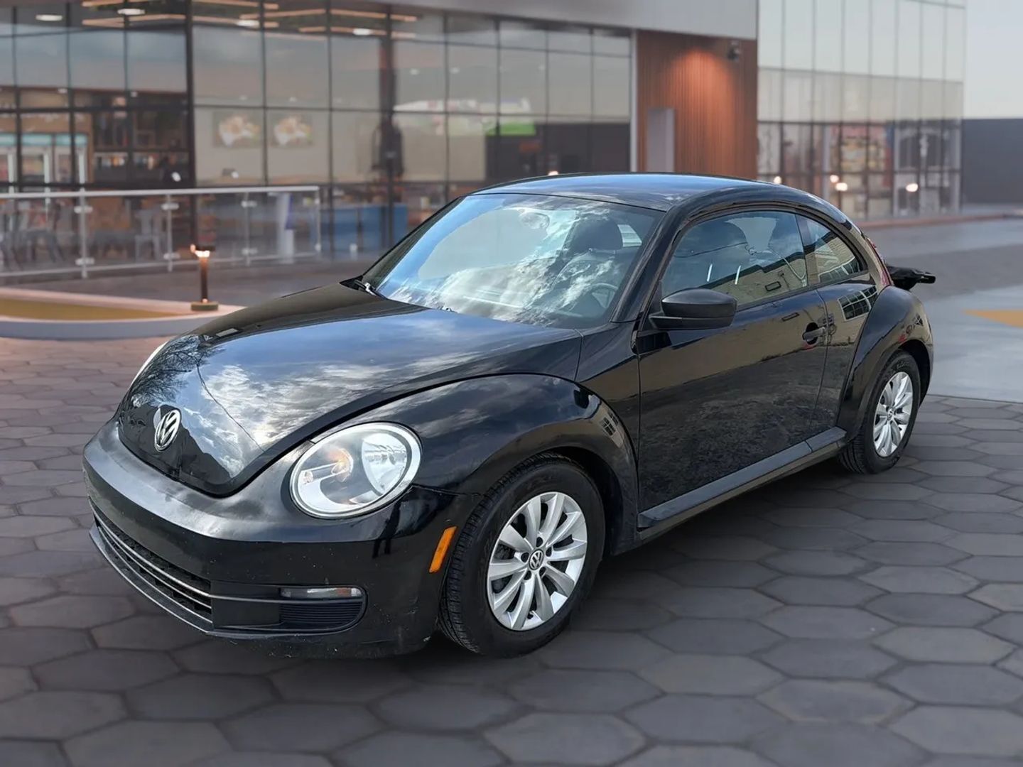 2015 VOLKSWAGEN Beetle