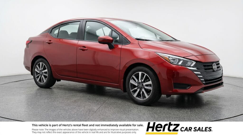 2025 NISSAN Versa