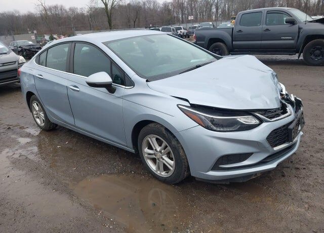 2017 CHEVROLET Cruze