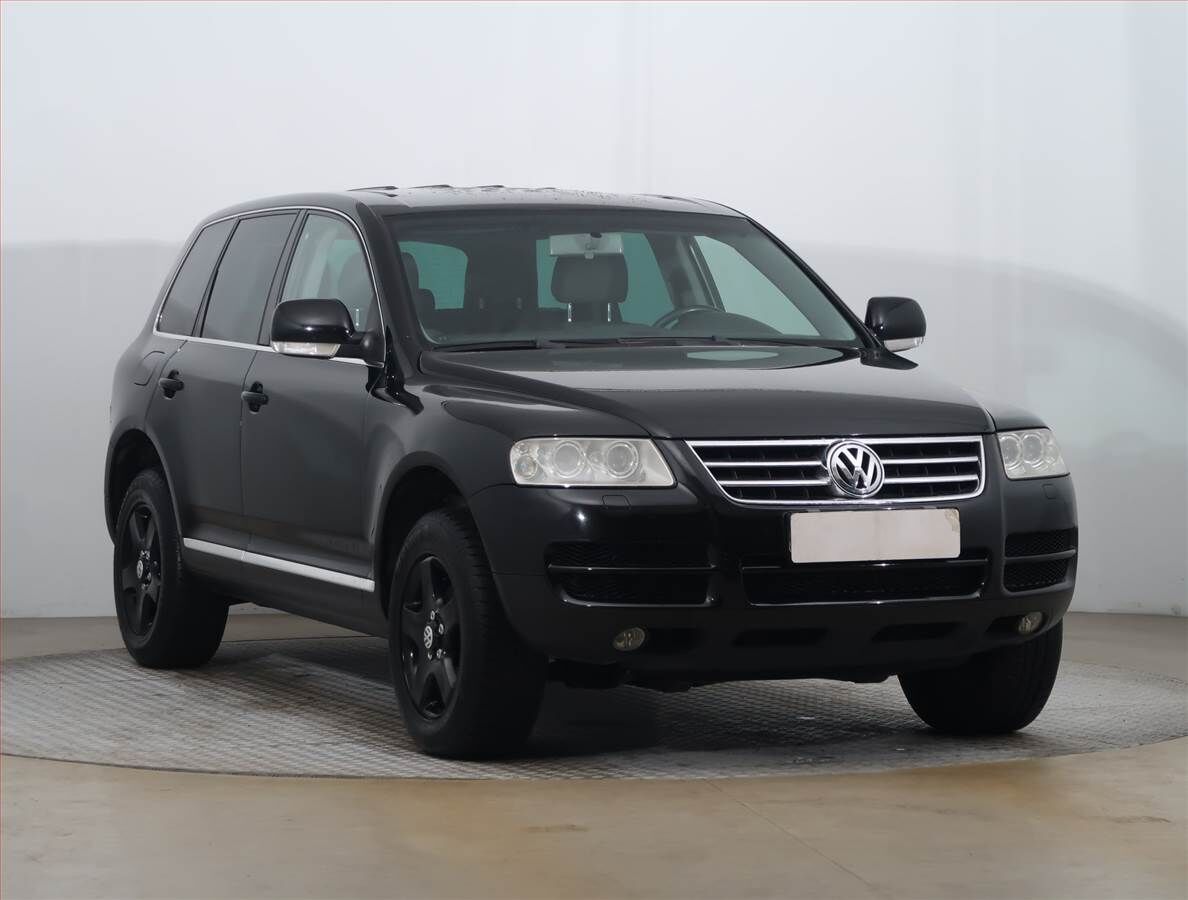 2005 VOLKSWAGEN Touareg