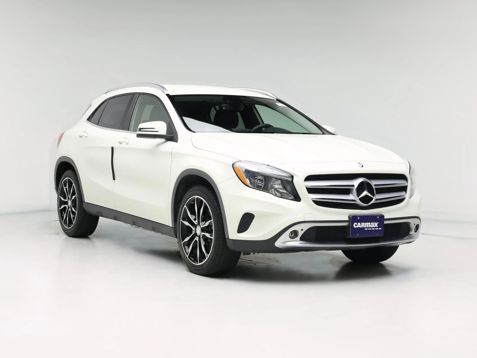 2015 MERCEDES-BENZ GLA-Class