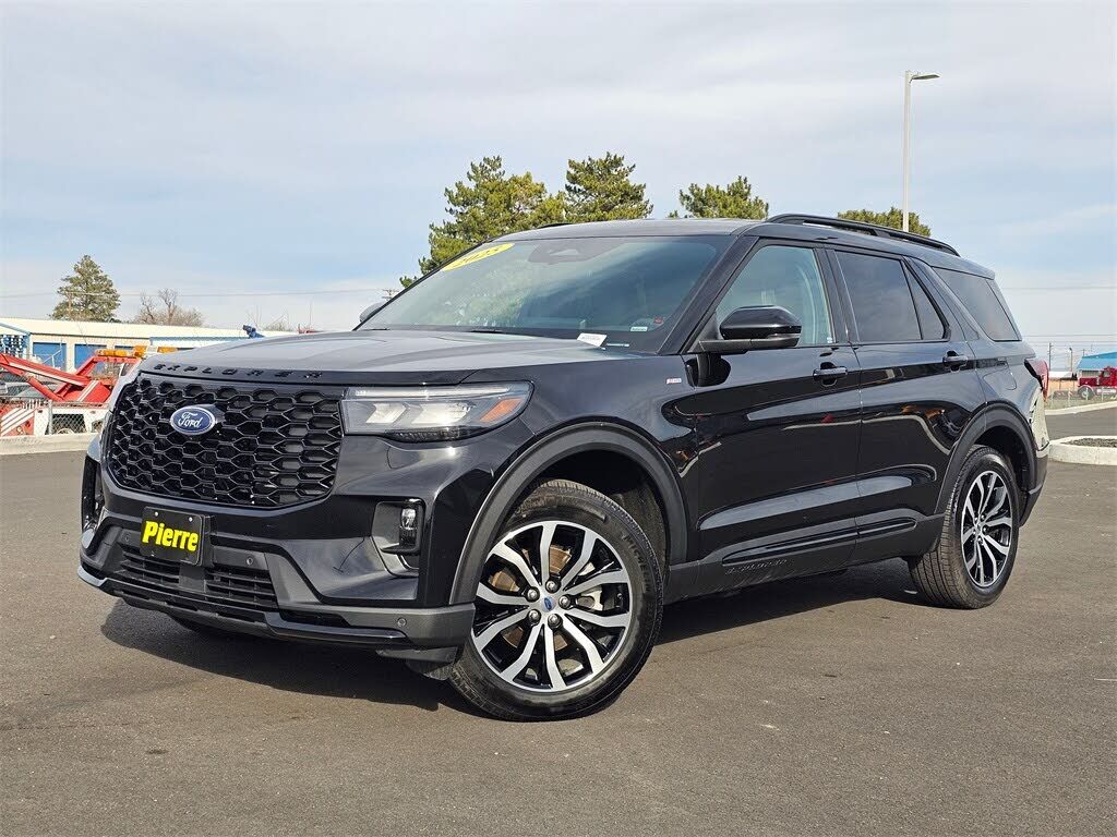 2025 FORD Explorer