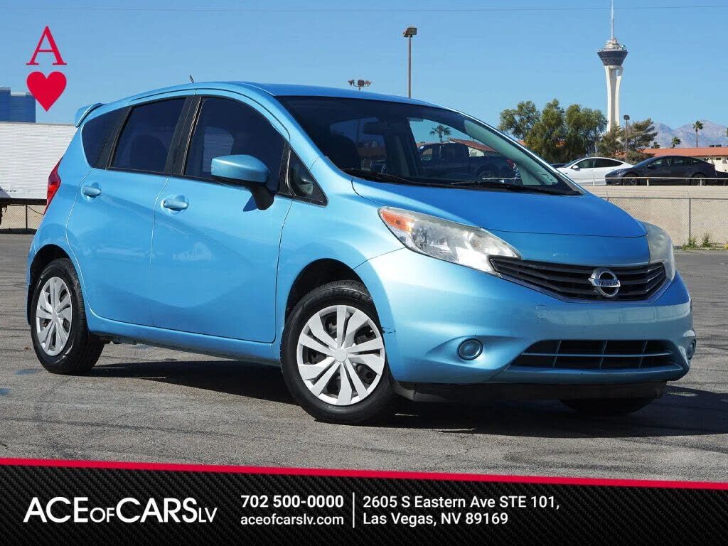 2015 NISSAN Versa