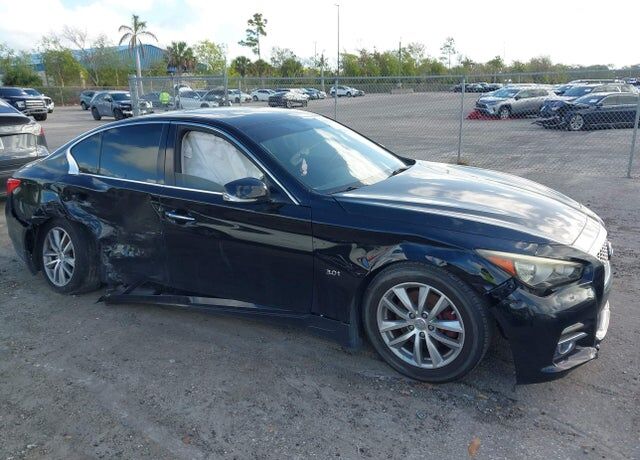 2017 INFINITI Q50