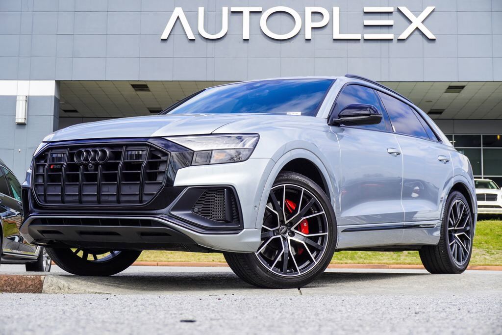 2023 AUDI SQ8
