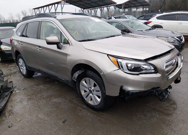 2015 SUBARU Outback
