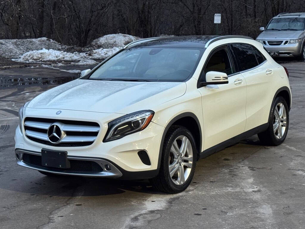 2015 MERCEDES-BENZ GLA-Class