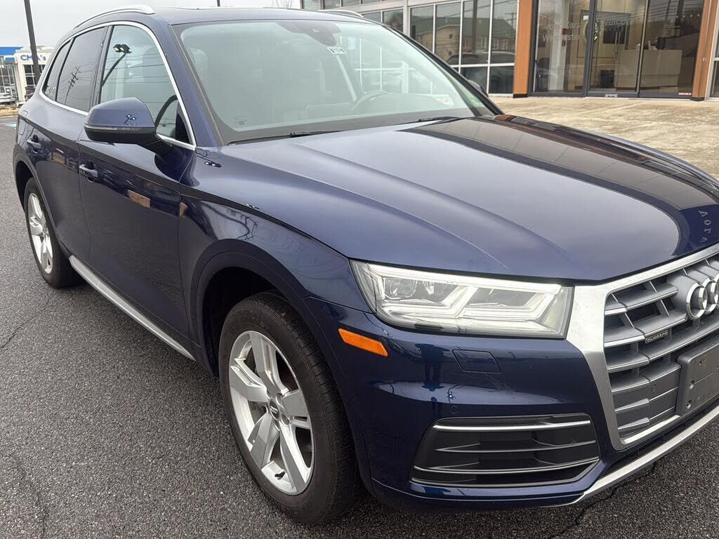 2018 AUDI Q5