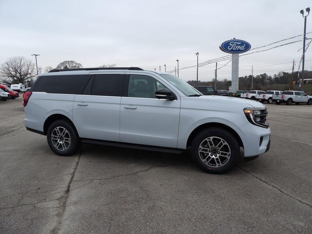 2026 FORD Expedition