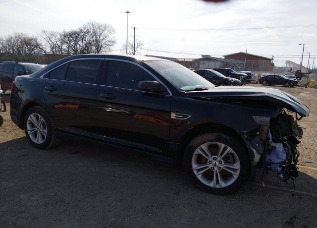 2017 FORD Taurus