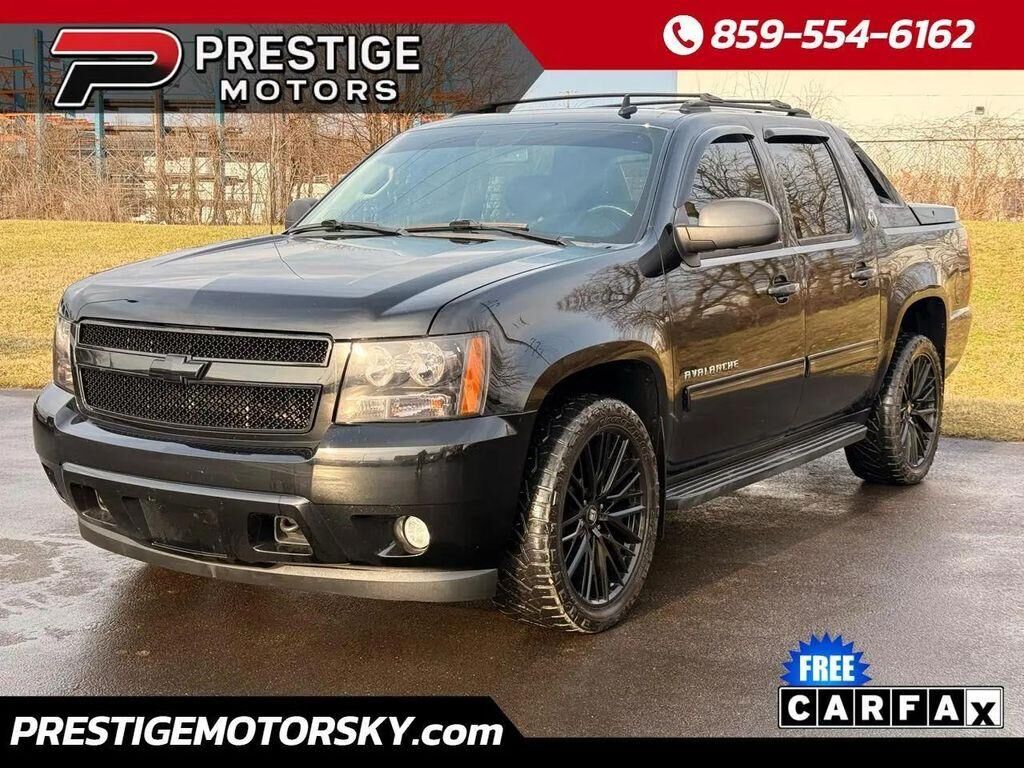 2013 CHEVROLET Avalanche