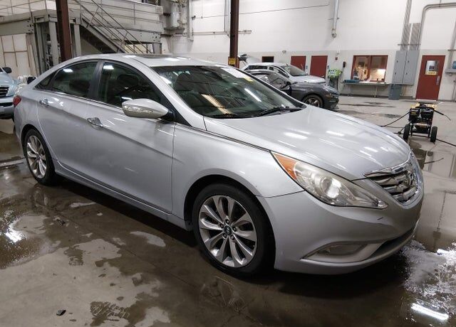 2011 HYUNDAI Sonata