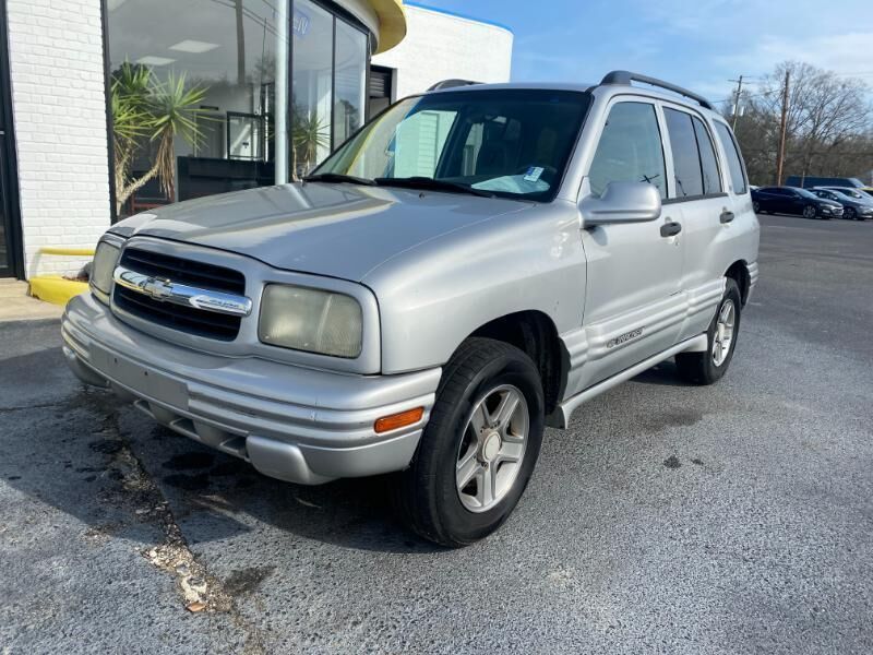 2003 CHEVROLET Tracker
