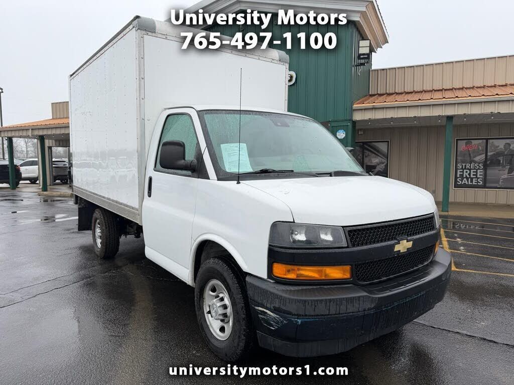 2020 CHEVROLET Express