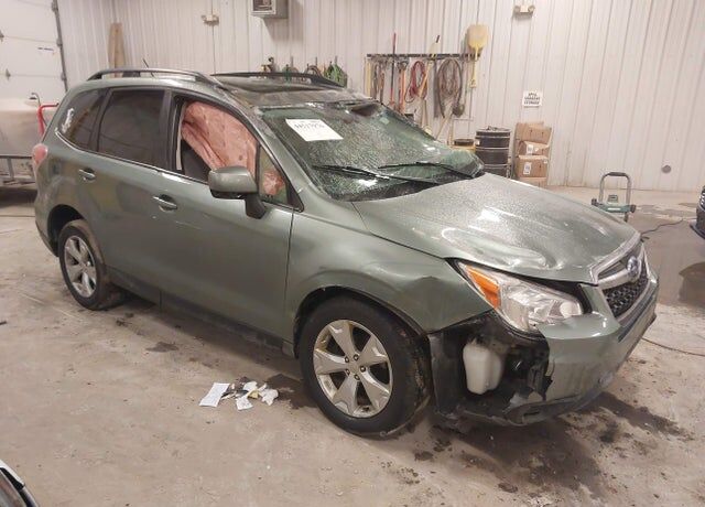 2015 SUBARU Forester