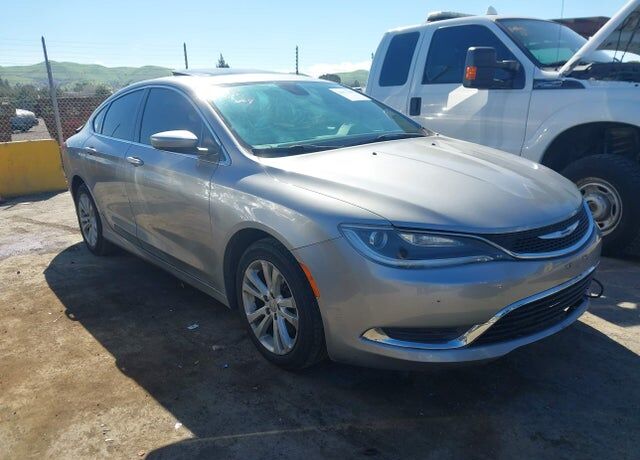 2015 CHRYSLER 200