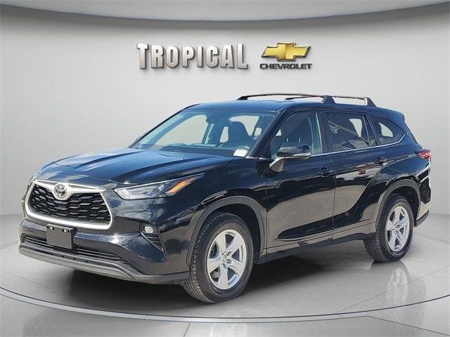 2023 TOYOTA Highlander