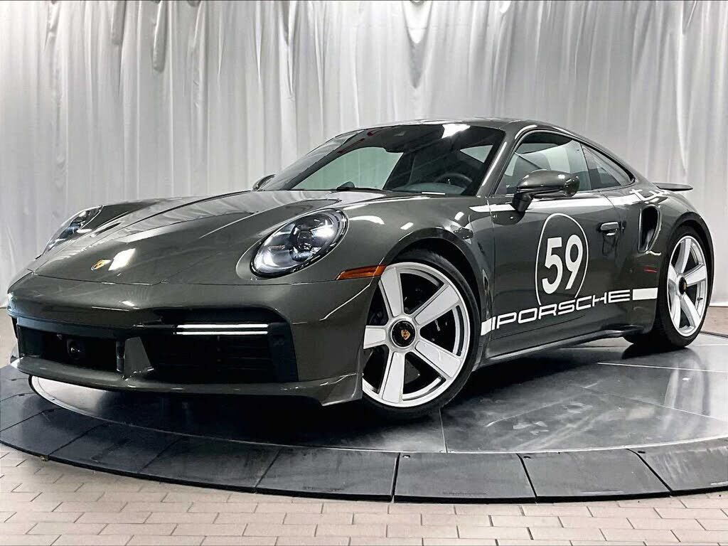 2025 PORSCHE 911