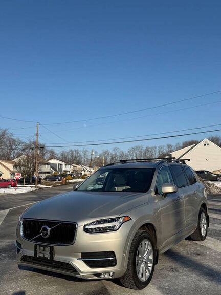 2017 VOLVO XC90