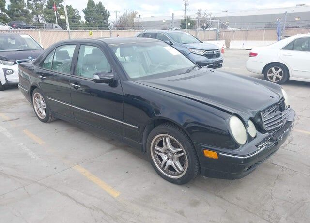 2000 MERCEDES-BENZ E-Class