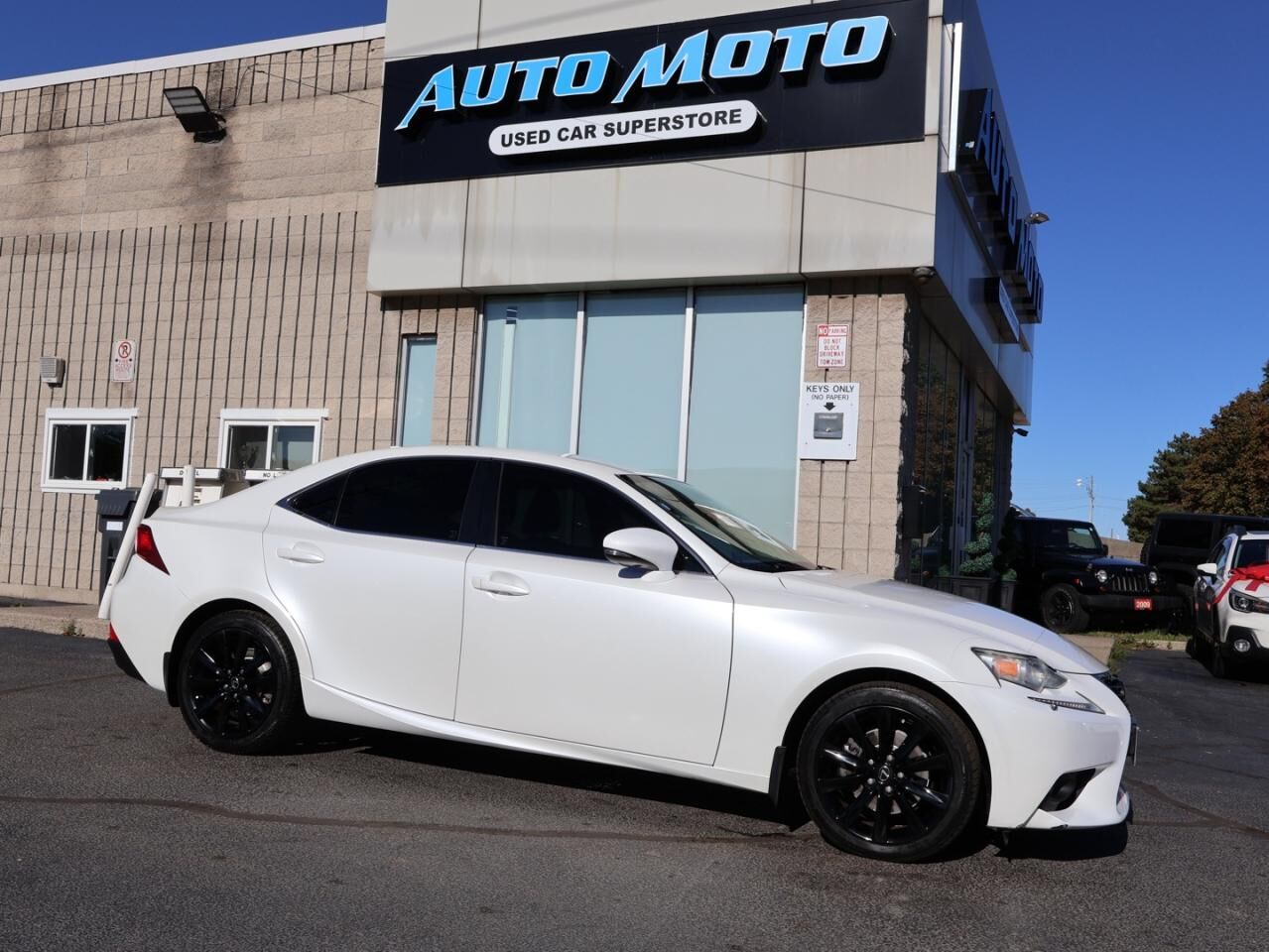 Lexus IS