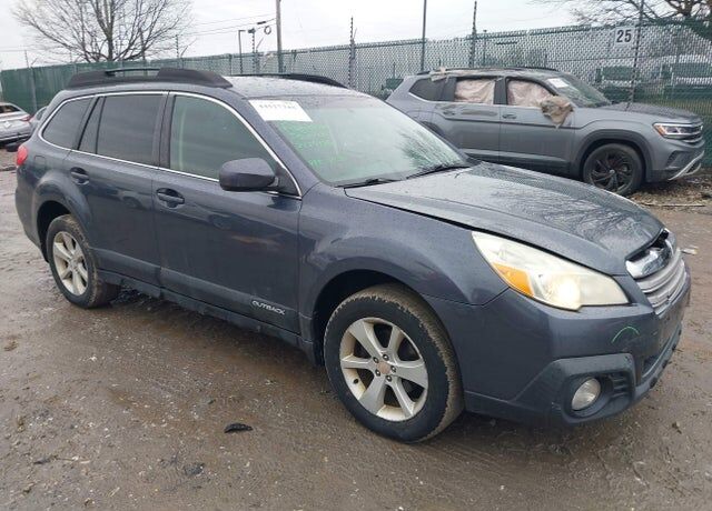 2014 SUBARU Outback
