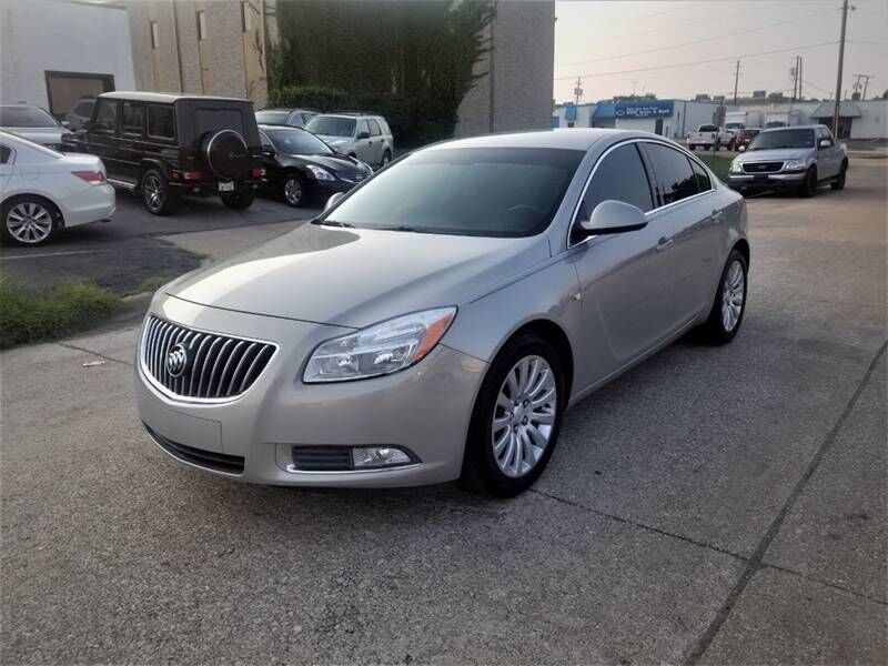 2011 BUICK Regal