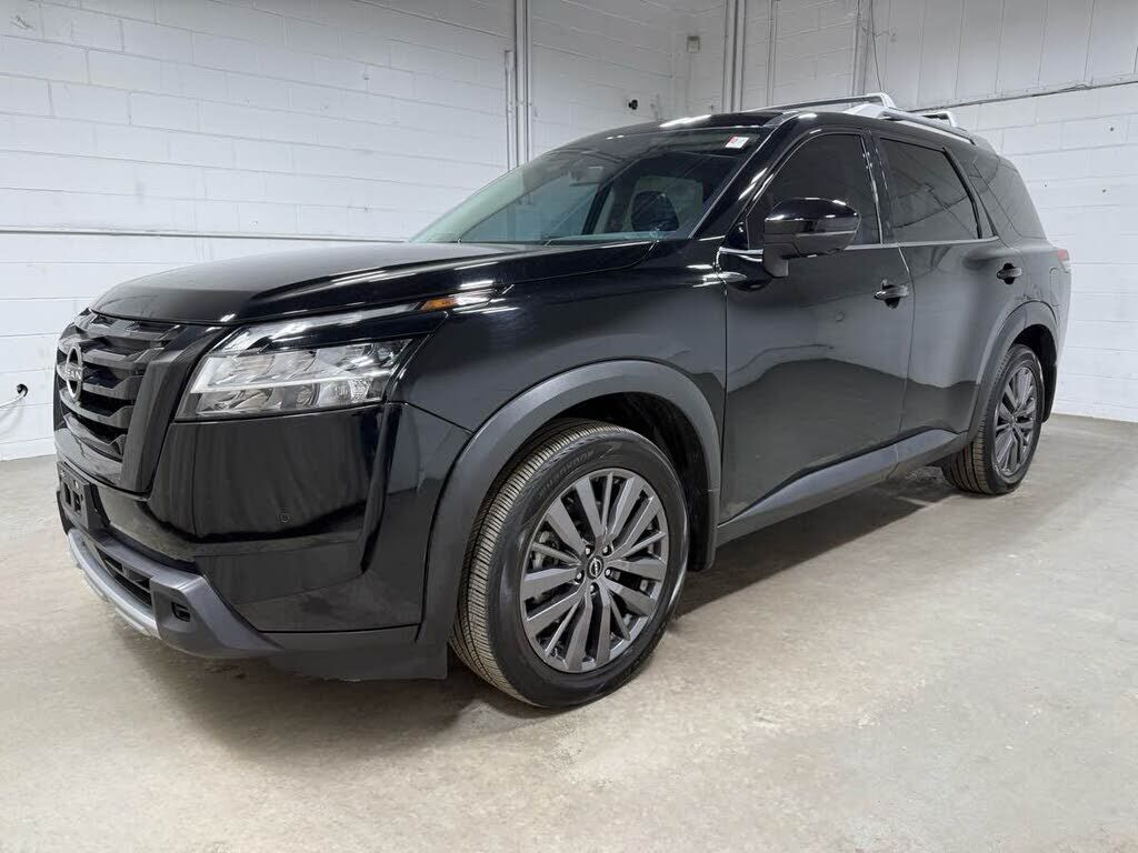 2024 NISSAN Pathfinder