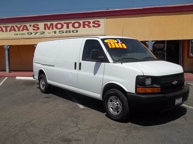 2011 CHEVROLET Express