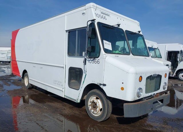2010 FREIGHTLINER MT 45 Chassis